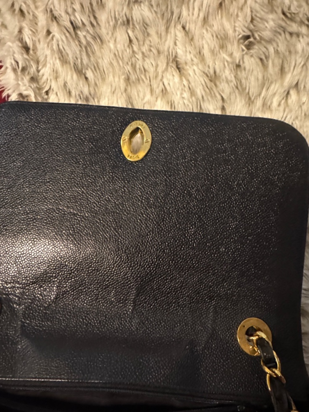 Final price🔥Vintage Black Quilted Shoulder Bag with Gold Chain Strap - Chanel - Picture 10 of 17